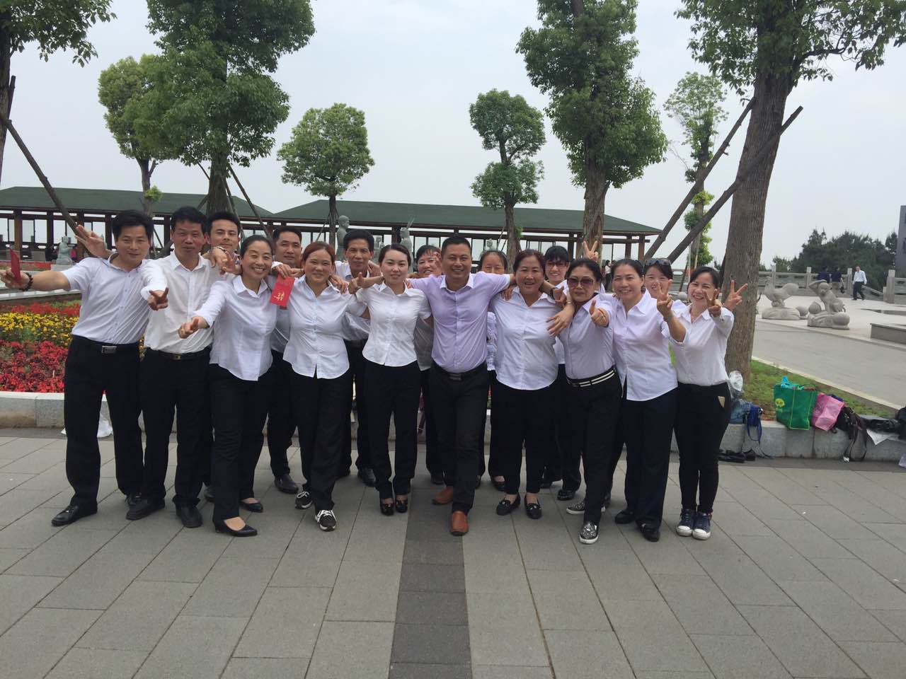 廈門(mén)市孔雀河保潔有限公司保潔組喜獲廈門(mén)市“工人先鋒號(hào)”榮譽(yù)